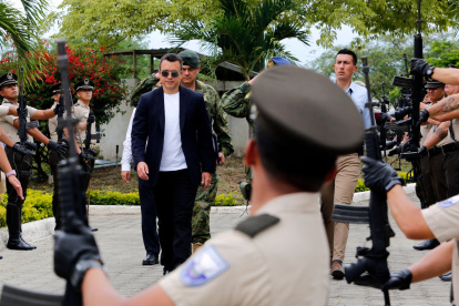 Ecuador. En el país rige un estado de excepción, decretado por Noboa, ante la crisis energética.