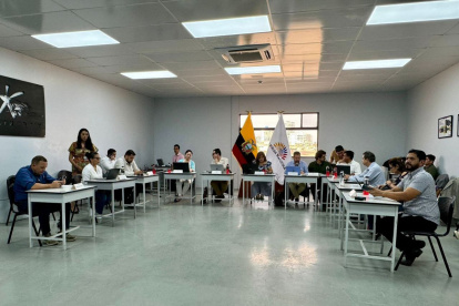 El informe para segundo debate fue aprobado con siete votos a favor.