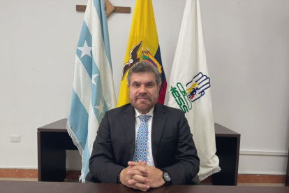 El médico cirujano Humberto Marengo Gallardo asumió el cargo de gerente general del Hospital Teodoro Maldonado Carbo el 25 de abril de 2024.