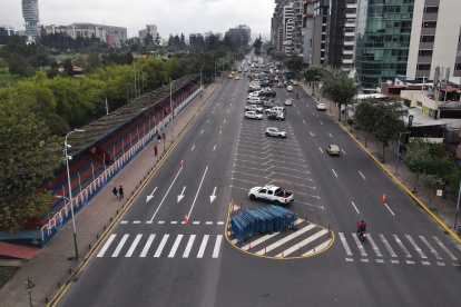 Arreglos. Distintos trabajos viales se realizan en la av. De Los Shyris.