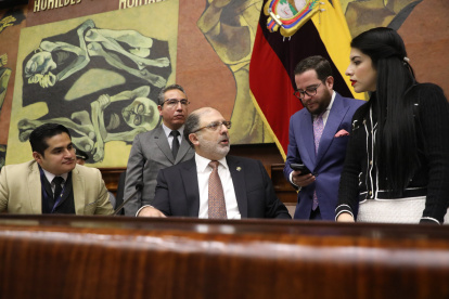 El presidente de la Asamblea Nacional, Hnery Kronfle, señaló que lo expresado en la consulta popular del 21 de abril de 2024 "es sagrado".