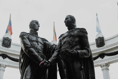 La Rotonda, uno de los lugares turísticos que es parte del recorrido junto a Río Guayas en Guayaquil