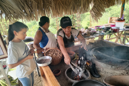 El horno de leña tiene parte de sus raíces en esta  tierra manabita, como es  Tosagua.