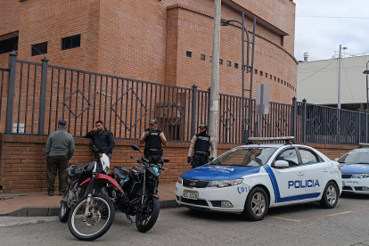 Cuenca. La audiencia se cumple en medio de un fuerte resguardo policial.