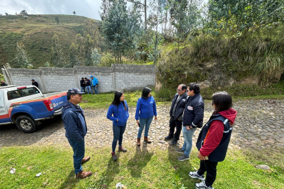Un equipo de inspección llegó a la zona afectada.
