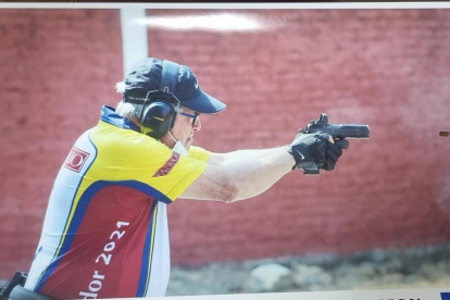 Roberto Gilbert es el presidente de la Federación de Tiro Práctico, entidad que organiza la competencia.