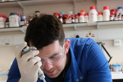 Rory Hills, investigador del Departamento de Farmacología de la Universidad de Cambridge, quiere estar preparado con una vacuna que nos proteja contra la próxima pandemia de coronavirus