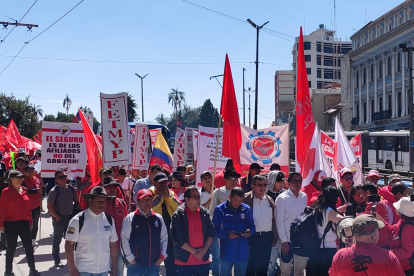 La organización sindical pide que se respete el mandato del más del 69 % de ciudadanos que desaprobó el contrato por horas en las urnas.