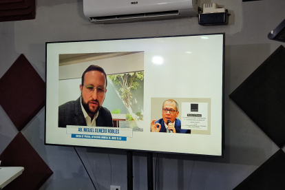 El abogado Miguel Olmedo Robles explicó desde México la denuncia de la madre de Jorge Glas.