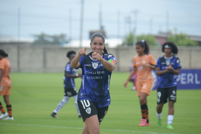 Ambar Torres figura de las Dragonas de Independiente del Valle