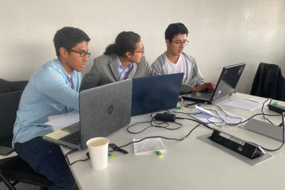 Concurso. Universitarios tienen conocimientos en Big Data e IA.