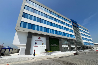 1. Estructura. El hospital contará con 111 consultorios y atenderá 10 especialidades.