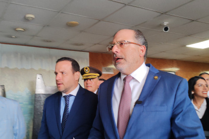 Kronfle prefiere que el tema pase el filtro de una Comisión antes de tratarse en el Pleno.