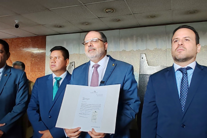 El legislador del Partido Social Cristiano dijo que con este proyecto se cumple con lo dictaminado por la Corte Constitucional para regular la normativa sobre la consulta previa.