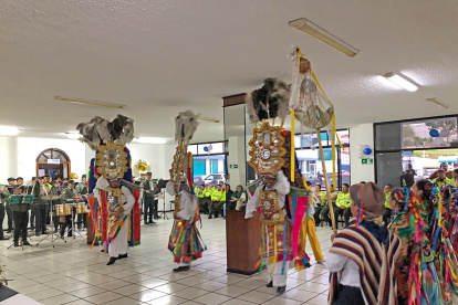 Tradición. El danzante es uno de los personajes principales de las festividades del Corpus Christi en Pujilí.