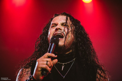 En la gira por sus 40 años de carrera, el vocalista estadounidense presenta lo mejor de su extenso repertorio.