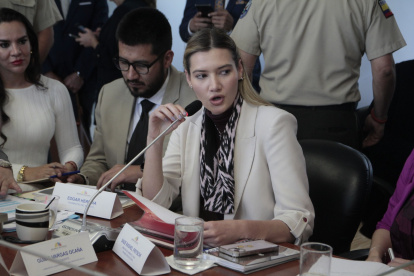 Pasadas las 14:00 la Ministra de Ambiente compareció en la comisión de Biodiversidad