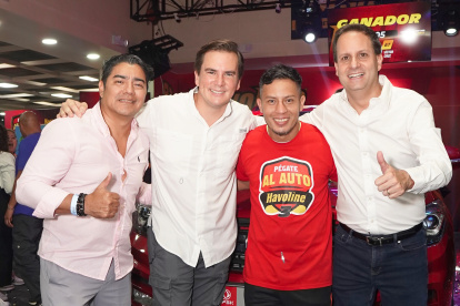 El ganador del reto Pégate al auto Havoline 3