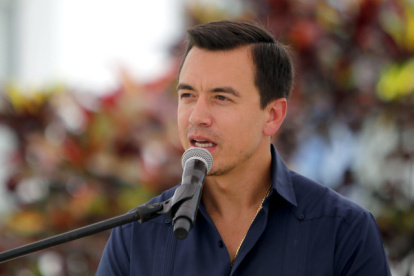 Noboa estará de gira internacional mientras en Ecuador su gobierno pasa por una crisis relacionada a Olón.