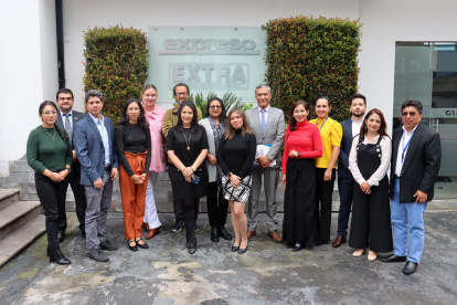 Cooperación. Autoridades y representantes de las siete universidades junto a editores de EXPRESO.