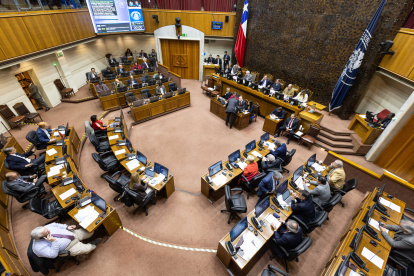 Valparaíso. El senado chileno durante la discusión del proyecto de Ley Corta de Isapres, el pasado lunes.