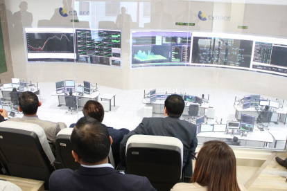 Torres visitó las instalaciones del Operador Nacional de Electricidad