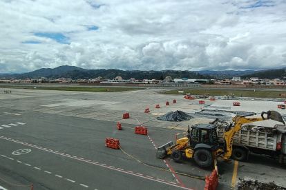 El proyecto de intervención integral de la pista del aeropuerto de Cuenca fue declarado desierto por tercera vez.