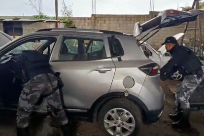 Uno de los vehículos estaba reportado como robado