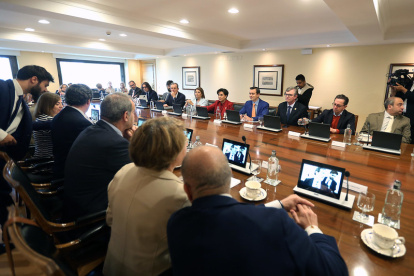Presidente durante encuentro con empresarios españoles.