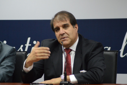 El Consejo de la Judicatura, presidido por Álvaro Román, informó sobre el tiempo que se retrasará el concurso de jueces por la orden de una magistrada.