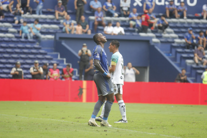 ESTADIO CAPWELL PARTIDO EMELEC VS MACARA POR LA LIGA PRO 2024 FECHA :18/05/2024 FOTOS : CHRISTIAN VINUEZAjaime ayoví