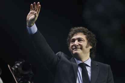 Javier Milei, presidente de Argentina, tras su intervención en la convención política de Vox "Europa Viva 24" que se celebra este domingo en el Palacio de Vistalegre, en Madrid.