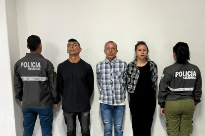 Tres ciudadanos, presuntos integrantes de la banda delictiva, fueron detenidos.