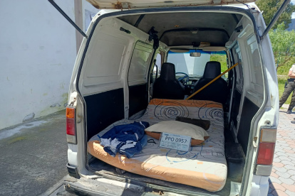 El conductor de la furgoneta fue detenido en el operativo.