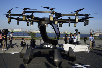 esta muestra internacional sobre tecnología cuenta con la participación de 4.000 "startups" de 40 ciudades distintas que presentan propuestas como "tiendas del futuro" o "mobiliario robot".