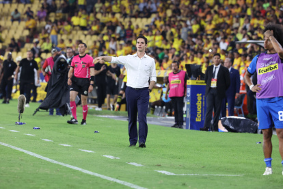 Josep Alcácer ante Barcelona sufrió su segunda eliminación de un torneo con Liga de Quito.