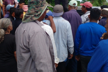 El hombre aparentemente estaba golpeado y baleado.