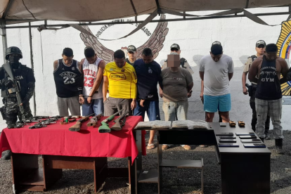 La policía presentó a los presuntos integrantes de una banda delictiva que operaba entre Daule y Nobol