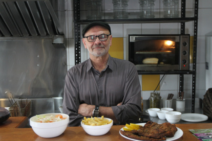 La Parrilla de Riqui queda en La Floresta, su propietario es Ricardo Ortiz.