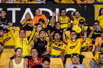 hinchas de barcelona