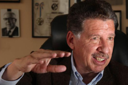 Roberto Aspiazu, director