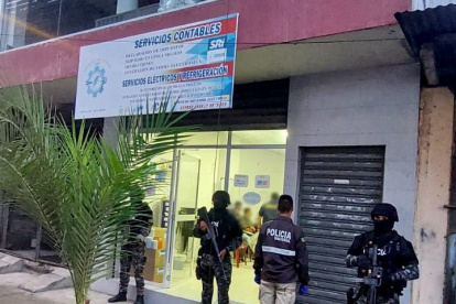 El Ministerio Público allanó varios inmuebles para recabar pruebas sobre la red de corrupción.