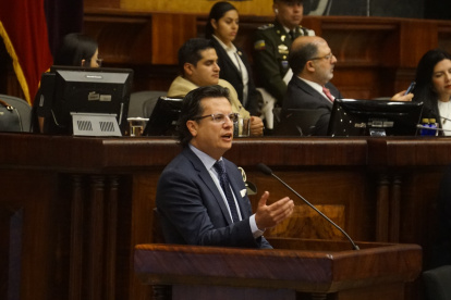 El exlegislador de Suma expuso los motivos para modificar el artículo 138 de la Constitución.