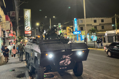 Operaciones militares se realizaron en la vía Montecristi