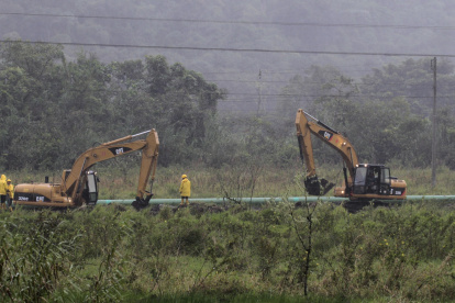En la zona de San Luis (El Chaco) hay trabajos en los oleoductos para hacer frente a la erosión regresiva del río Coca.