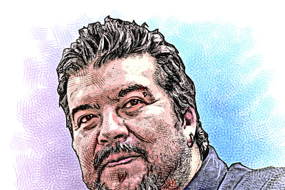 Juan Secaira nació en 1971. Es licenciado en Comunicación Social por la Pontificia Universidad Católica del Ecuador (PUCE).