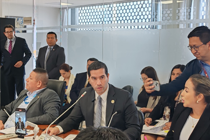 Luque dijo que la programación puede verse afectada pero que la meta es hasta el 2023 cumplir con el desmantelamiento de los 486 mecheros.