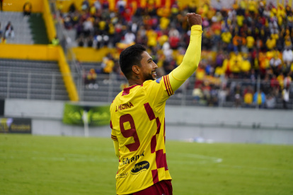 Jeison Medina marcó 11 goles en 15 juegos con Aucas en la primera etapa de la LigaPro.