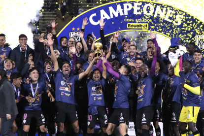 Final de Copa Ecuador entre Independiente vs 9 de Octubre en el estadio Atahualpa. 08 de noviembre del 2022. HENRY LAPO Agencia (ag-extra ag-expreso ag-quito)