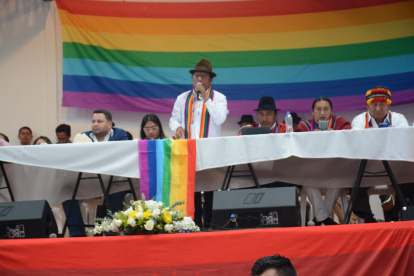 La convención nacional de Pachakutik ha ratificado al dirigente indígena Leonidas Iza como su precandidato presidencial